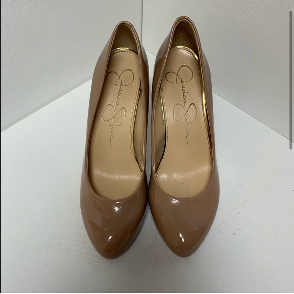 Sz 6.5 Jessica Simpson Tan Patent Leather Heel - Picture 6 of 9